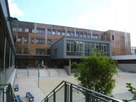 32 - Cour de récréation du site Maine